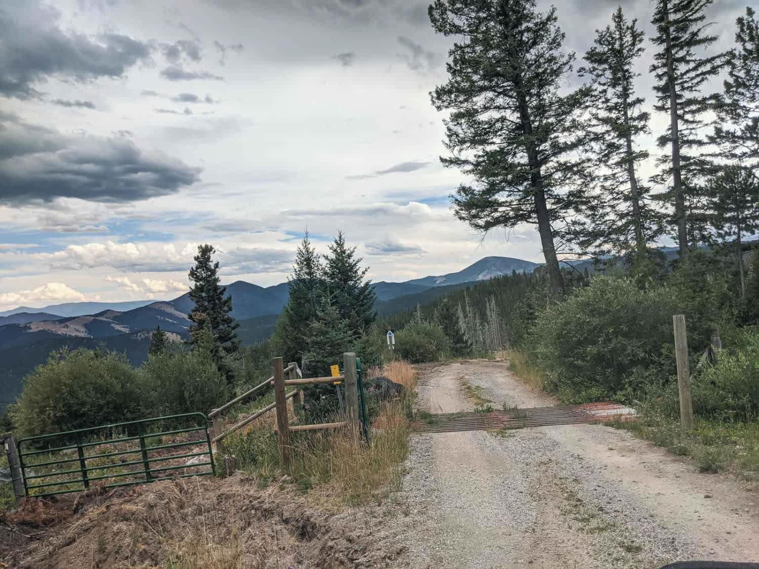 Discover Off-road Trails in Cascade, Montana: Beginners to
