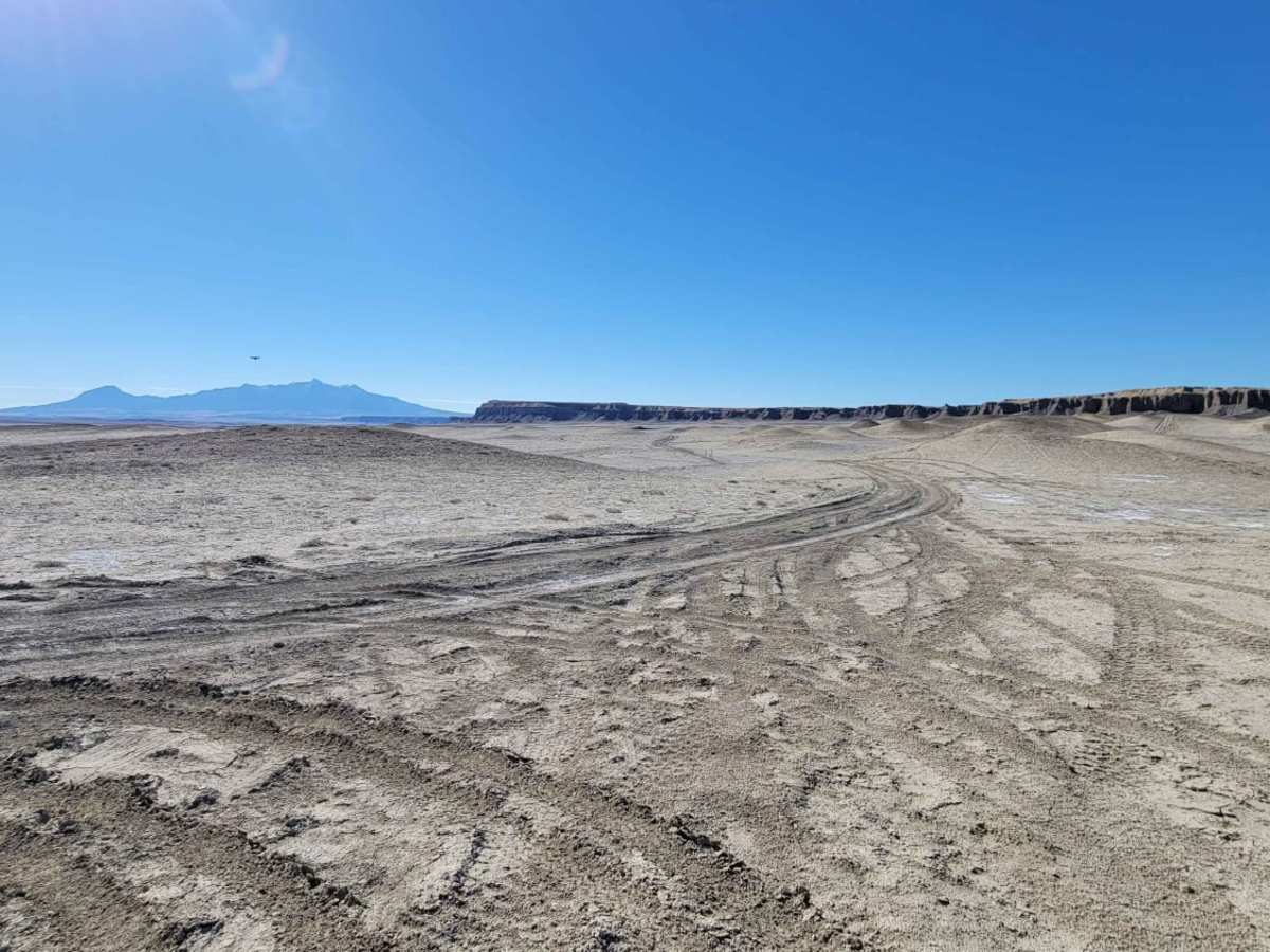 Blue Valley Road photo 2