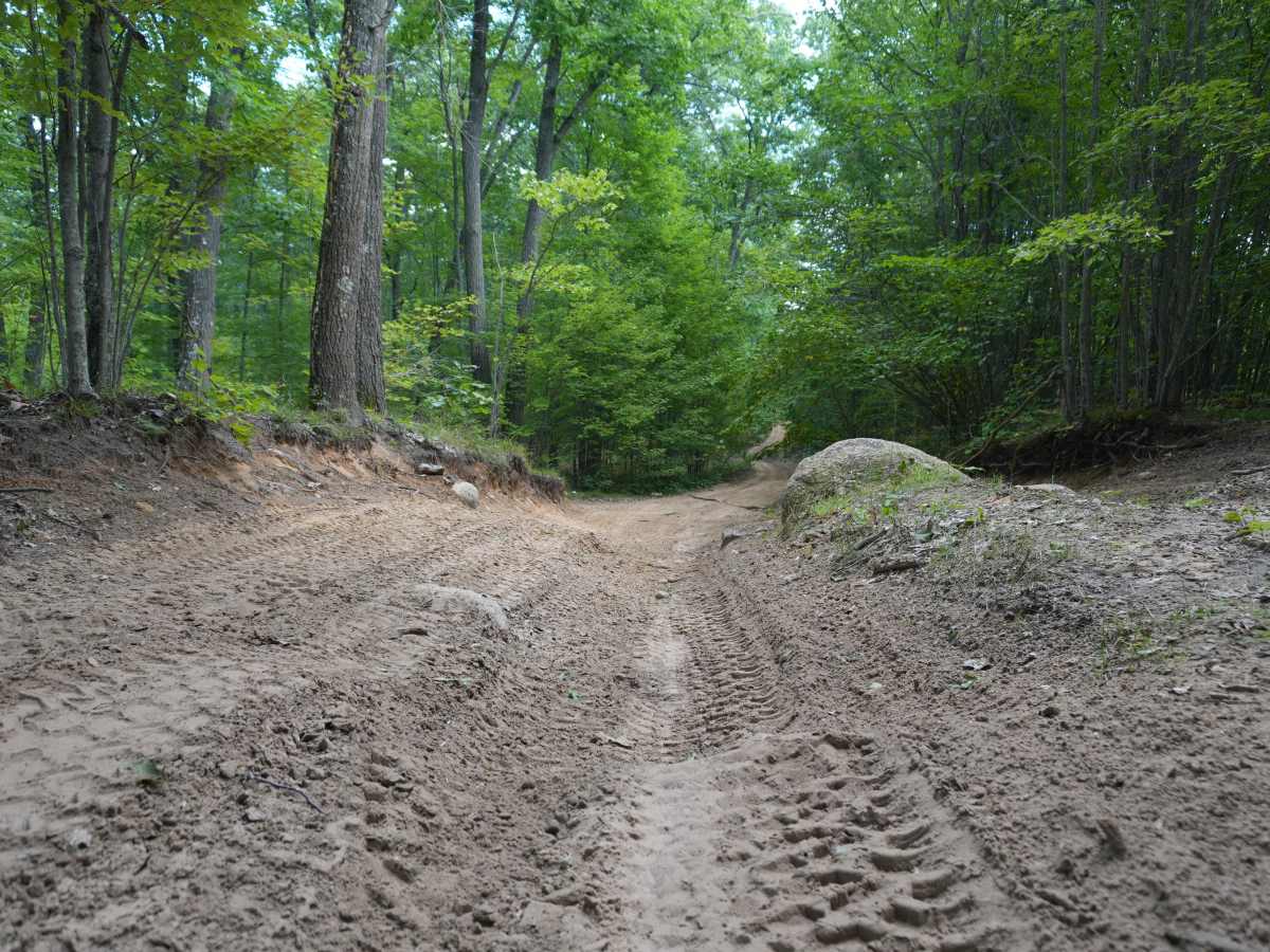Southlook Trail photo 3