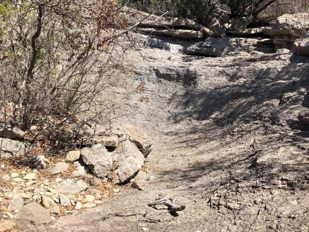V-38 Horseshoe Basin trail photo