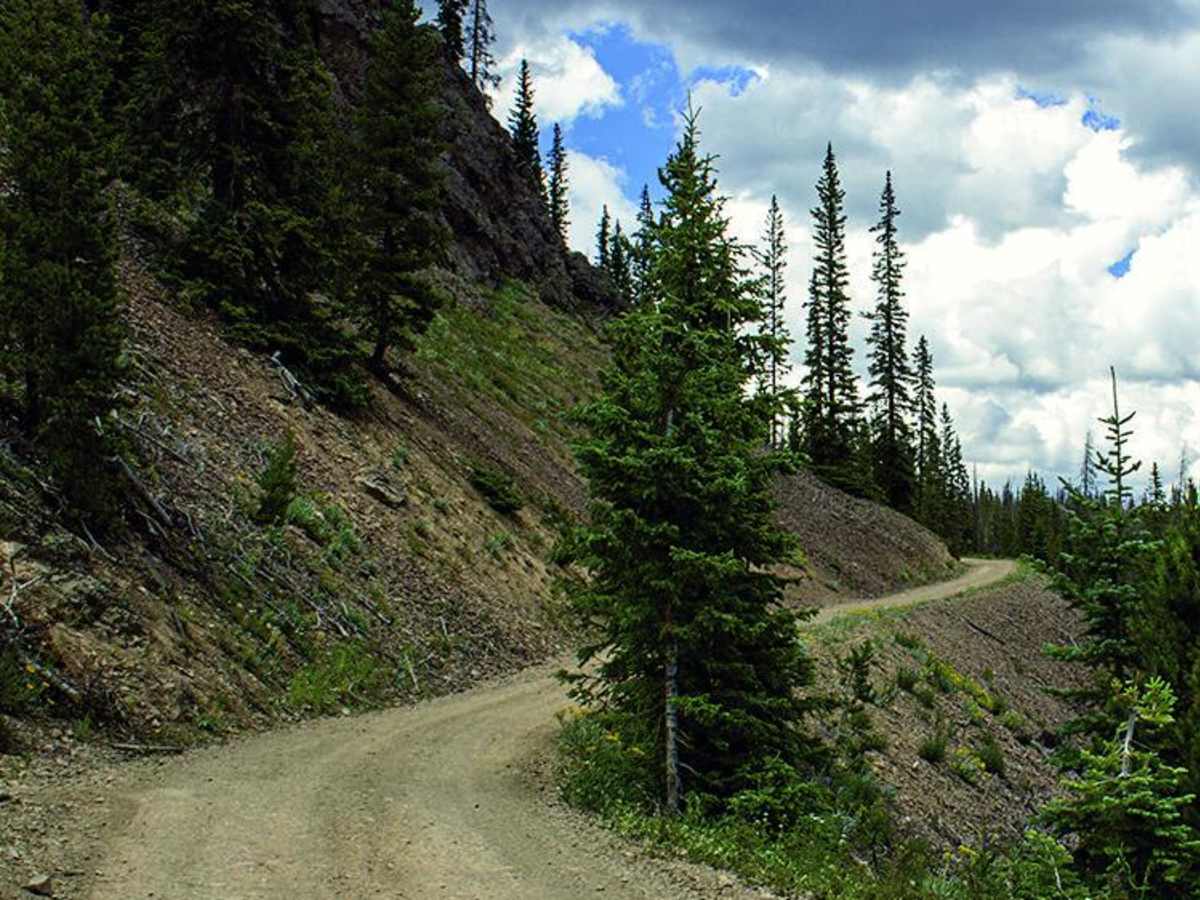 Stillwater Pass photo 2