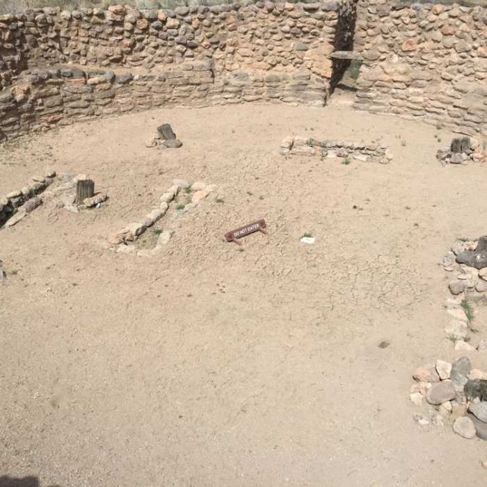 Near Alcove House Trail