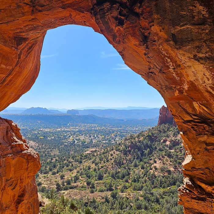 Near Keyhole Cave via Teacup Trail