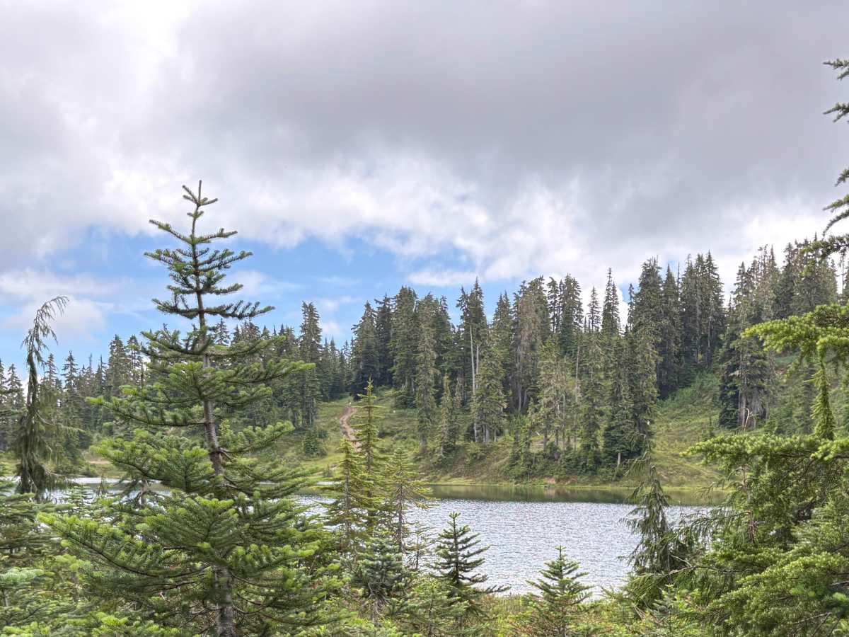 Friesen Lake photo 4