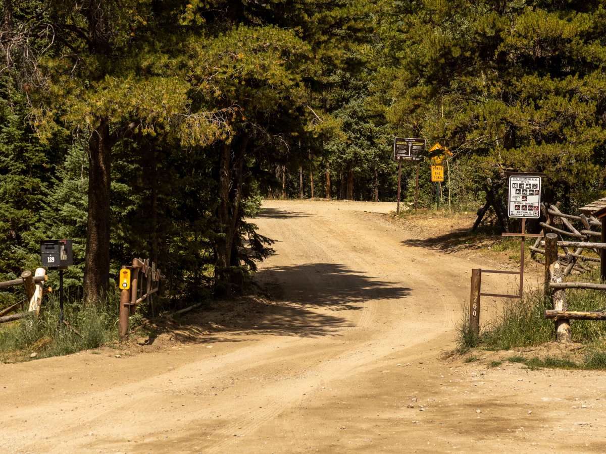 Peru Creek trail photo