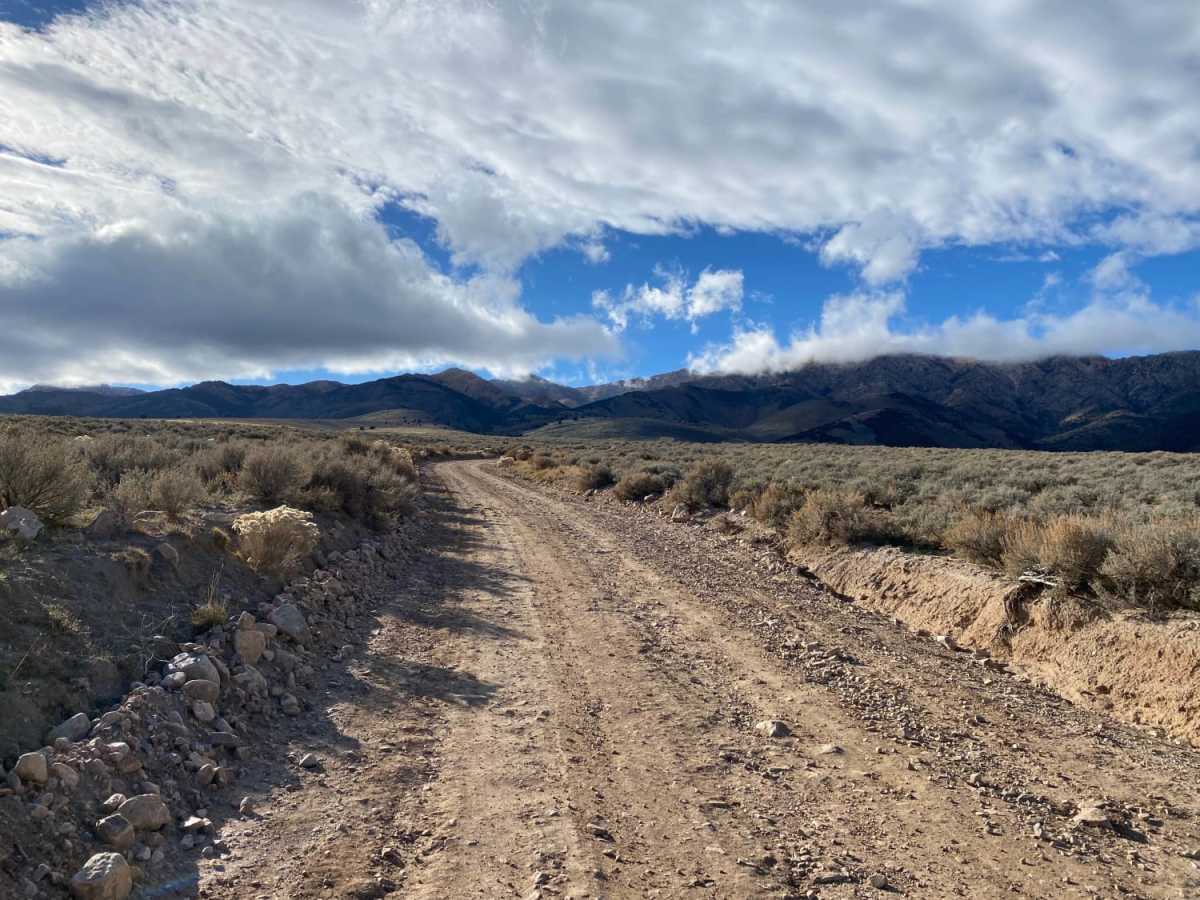 West Canyon Trailhead Road photo 3