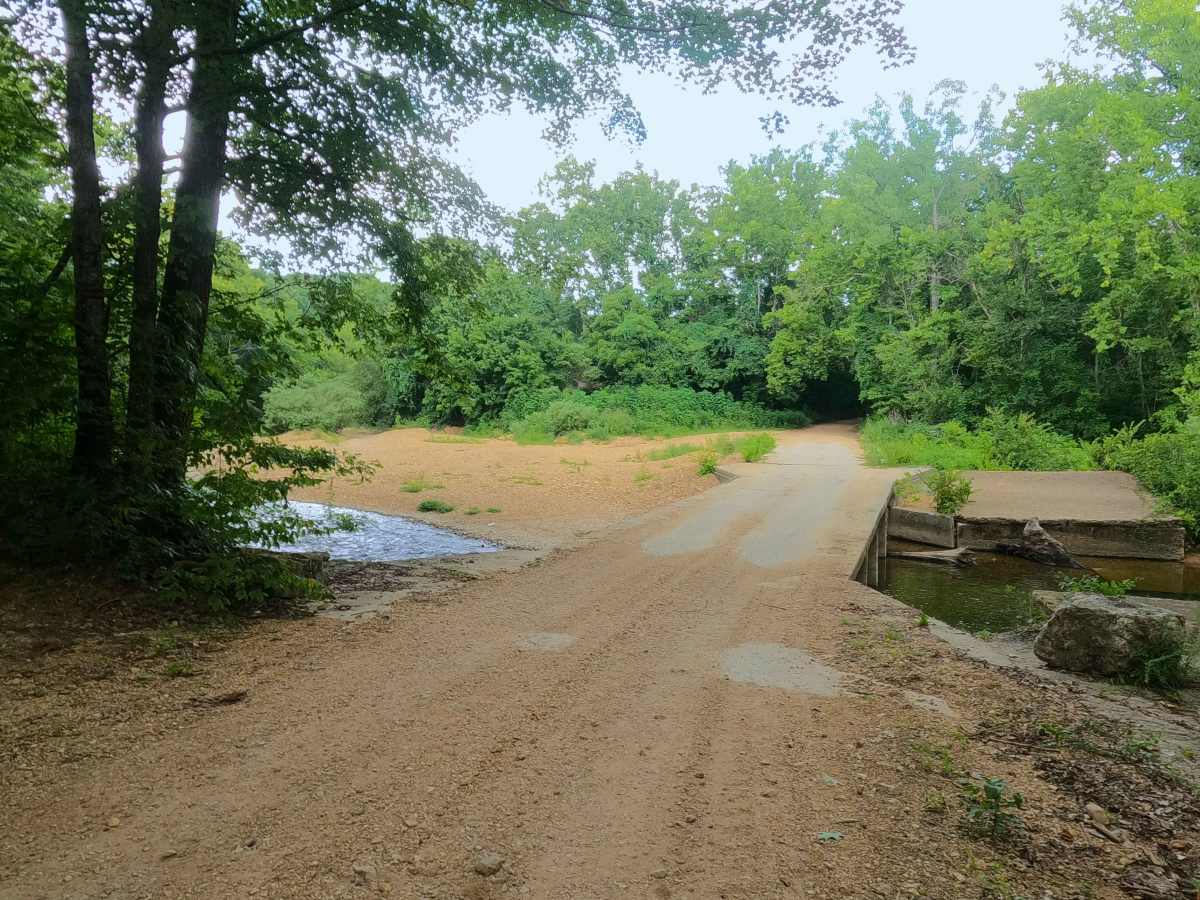Glenallen Road - BCR 804 photo 4