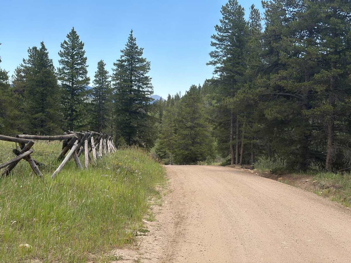 Columbine Road photo 6