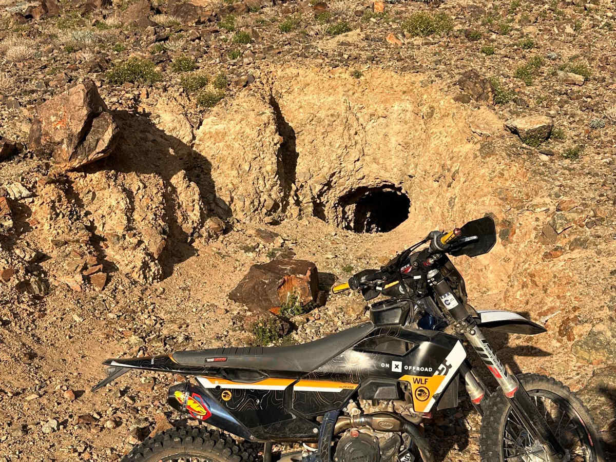 Hole in the Wall photo 6