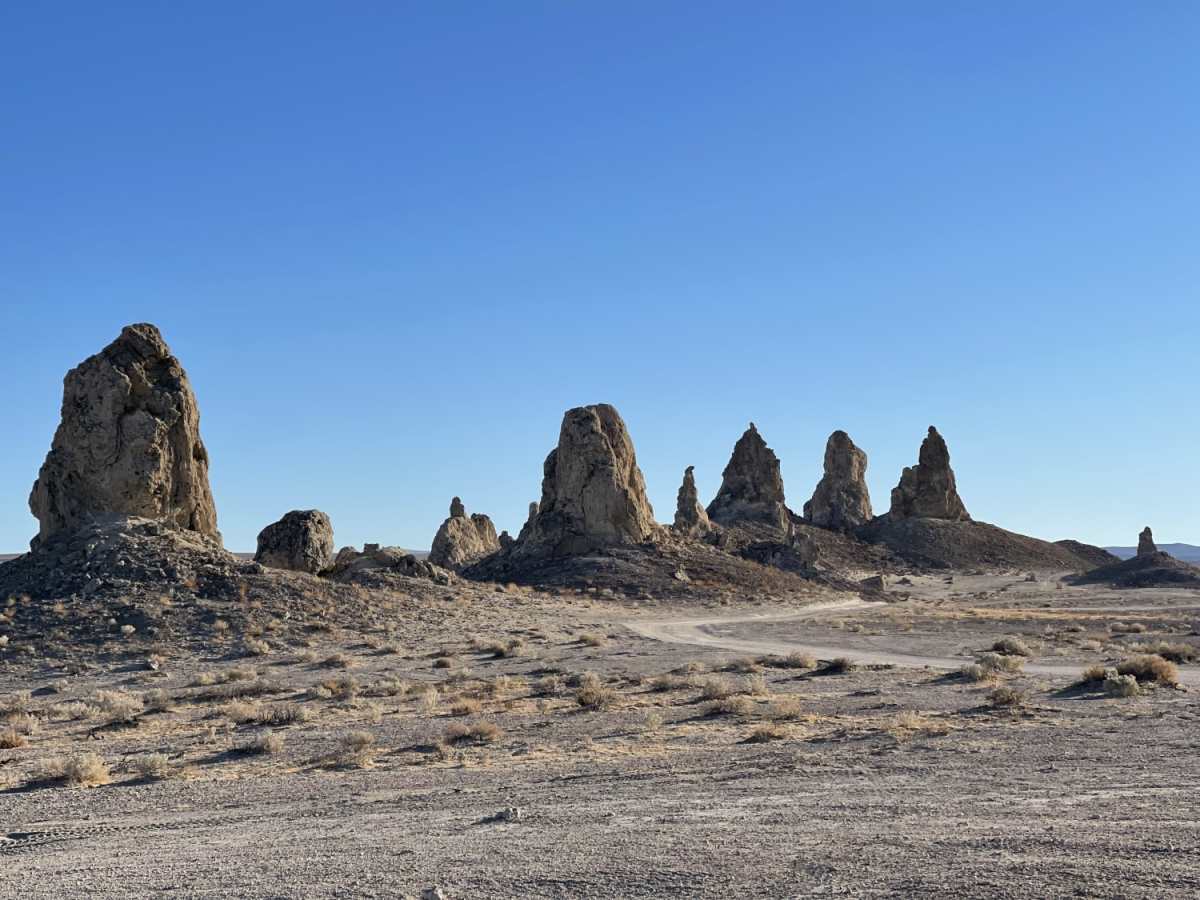 4x4 Trona Pinnacles Playground Scenic Tour photo 4