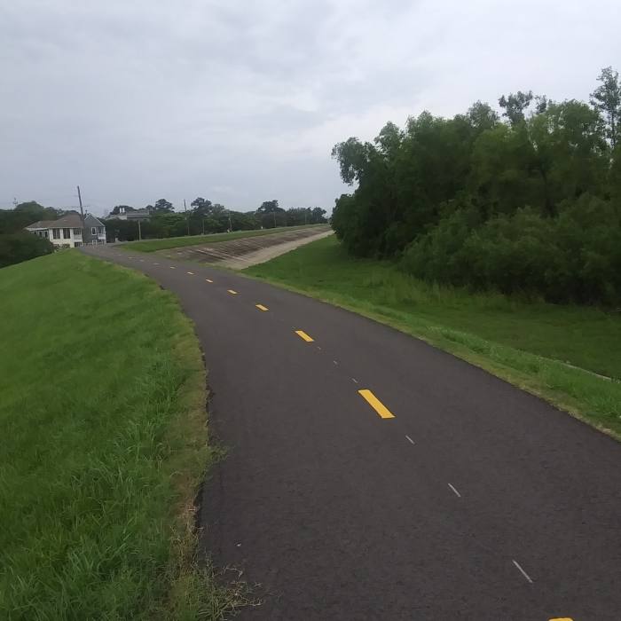 Near Mississippi River Trail