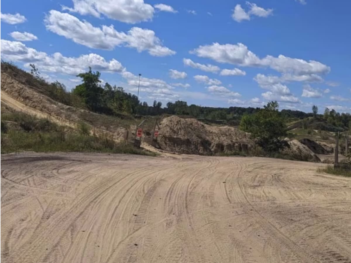 Entrance Road to Outpost Junction photo 5