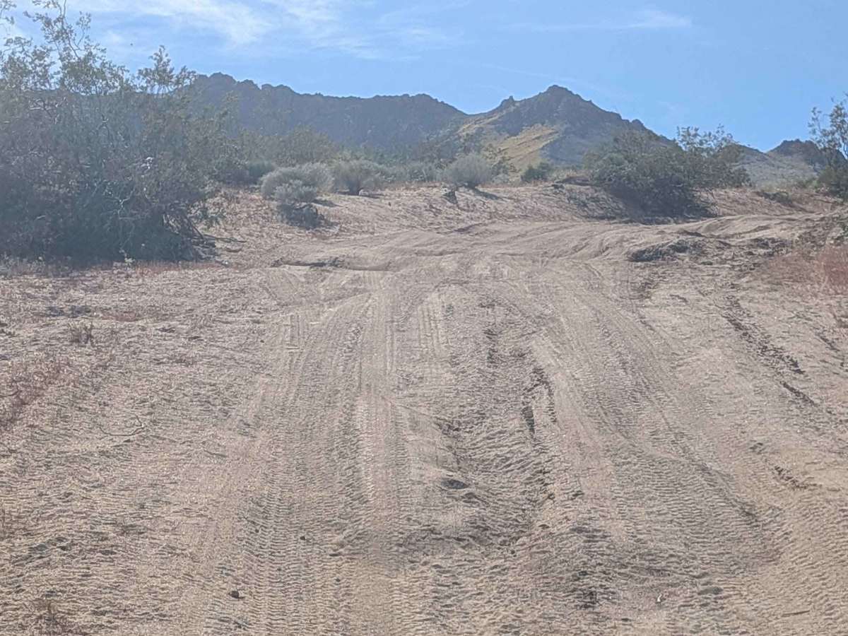 Leliter Road - BLM SE137 photo 4