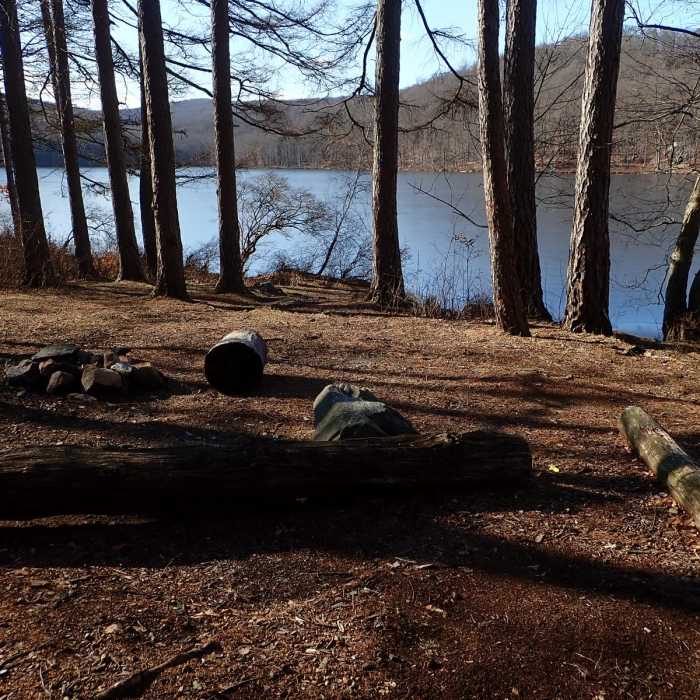 Near Black Mountain and Silvermine Lake loop