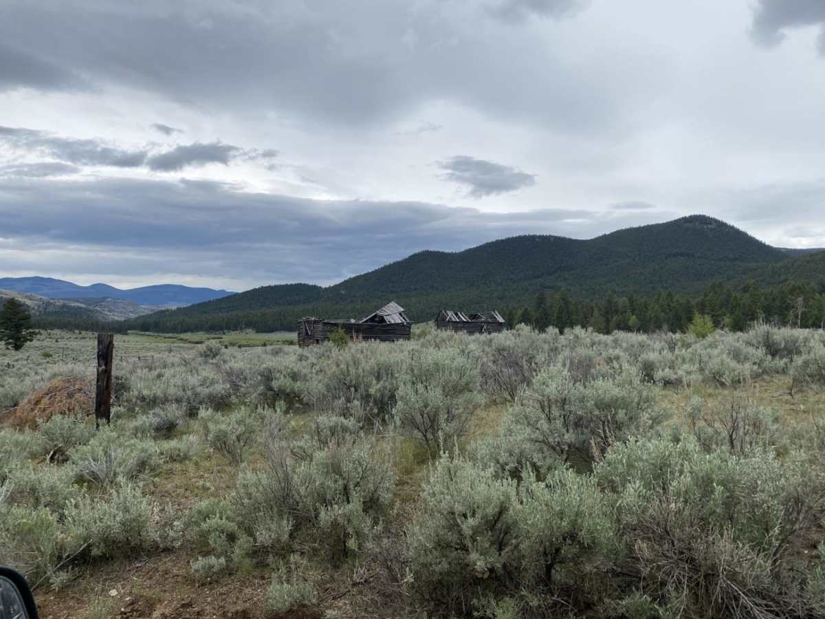 Ringing Rocks Trail photo 2
