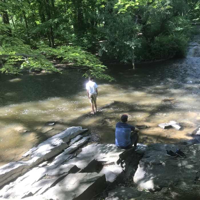 One of the many access to the river Near Peace Valley Nature Loops