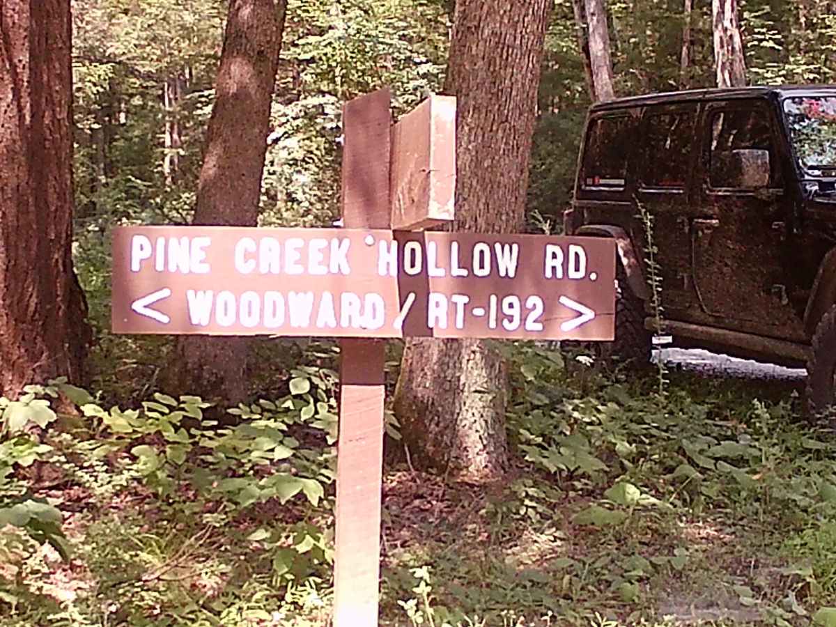 Pine Creek Hollow Road trail photo