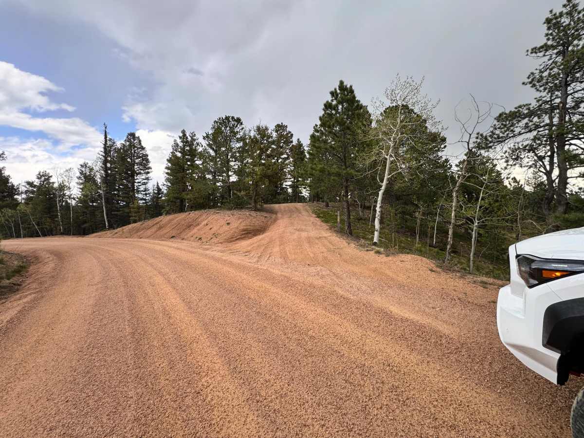 FS 933 trail photo