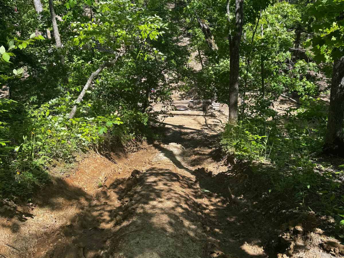 Hill Climb Love Seat trail photo