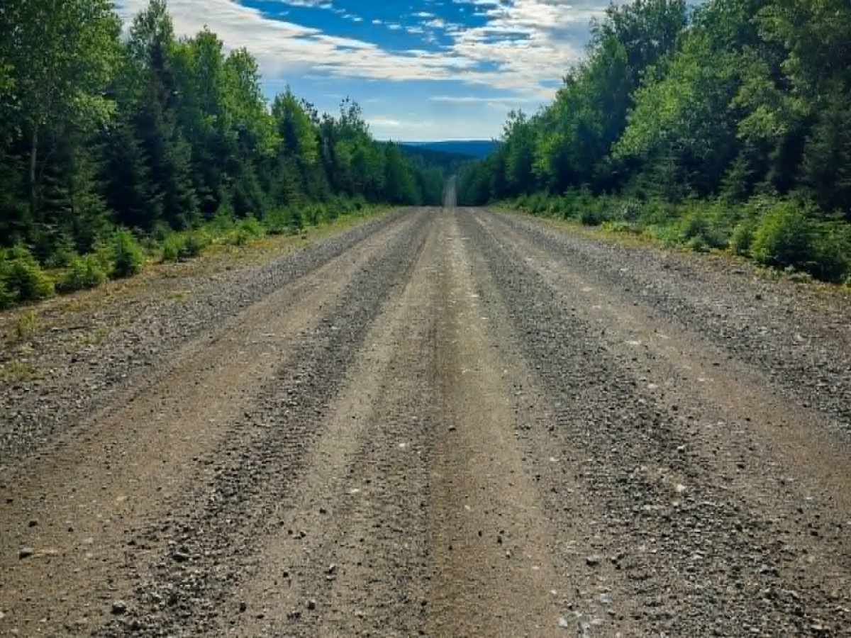 Airstrip Road photo 4