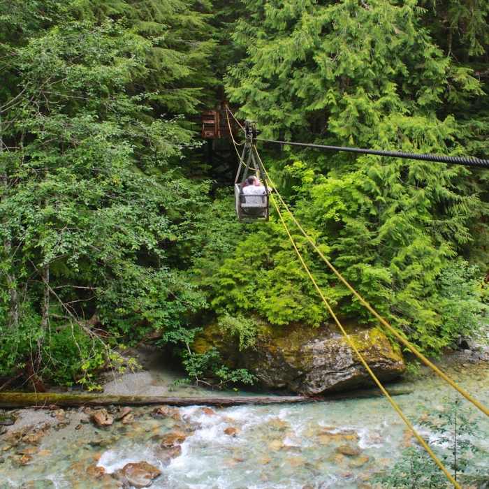 Cable car over the Chilliwack. Near Hannegan Pass Trail