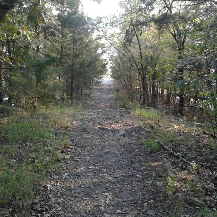 Approaching the point Near Indian Point Trail
