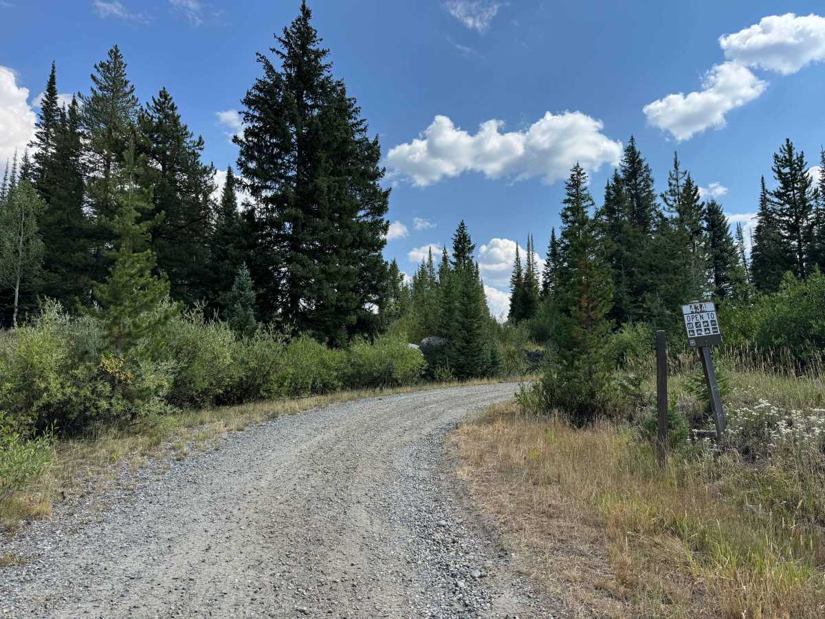 English Creek Road photo 2