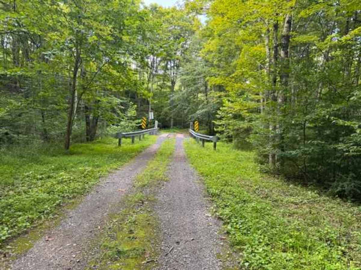 Howsare Road trail photo