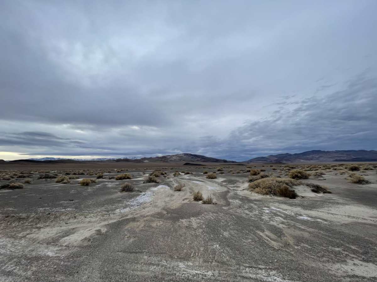 Emigrant Trail to "The Crossing" photo 6