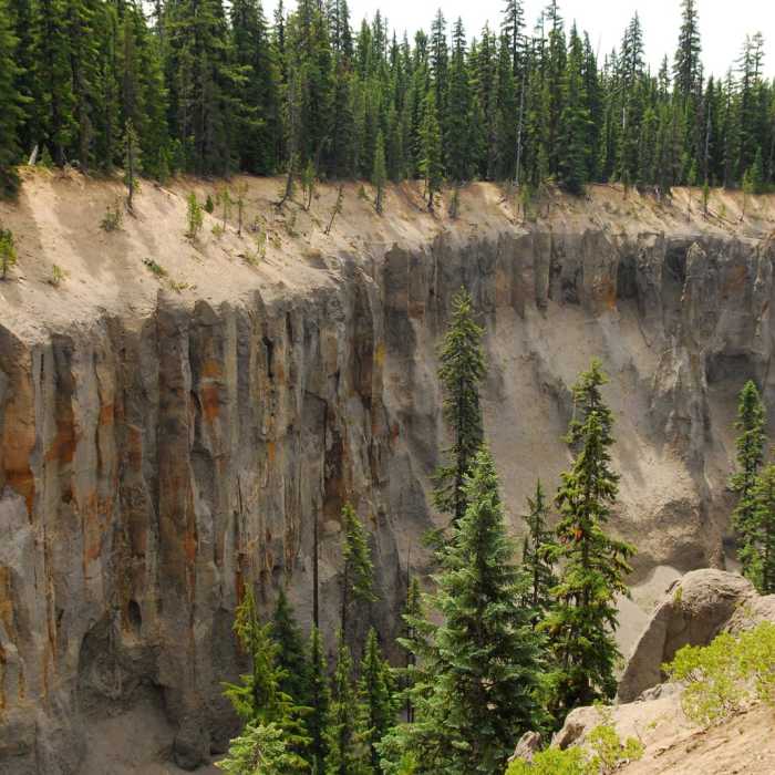 Near Godfrey Glen Loop Trail