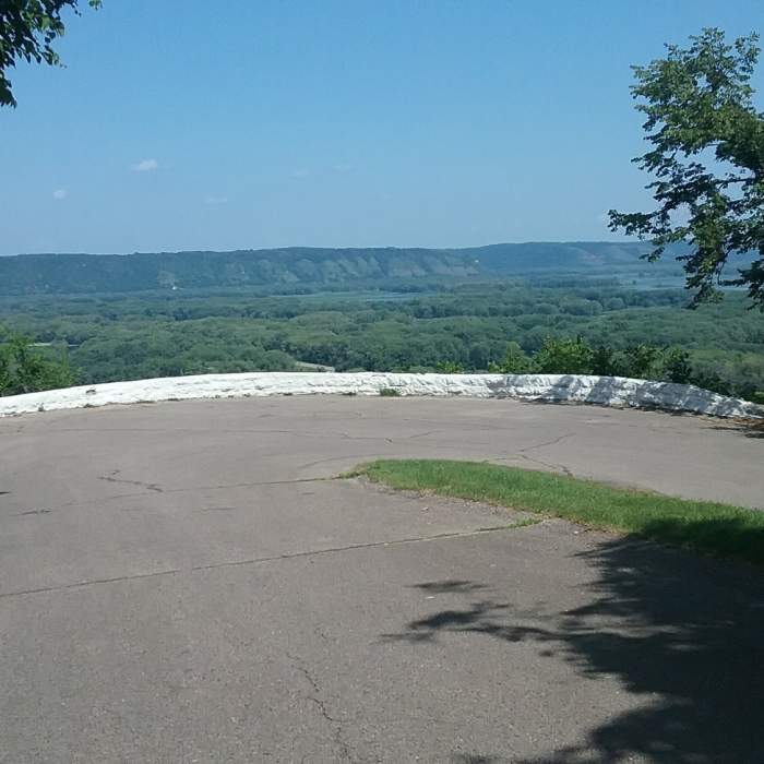 Near Lookout Loop Trail