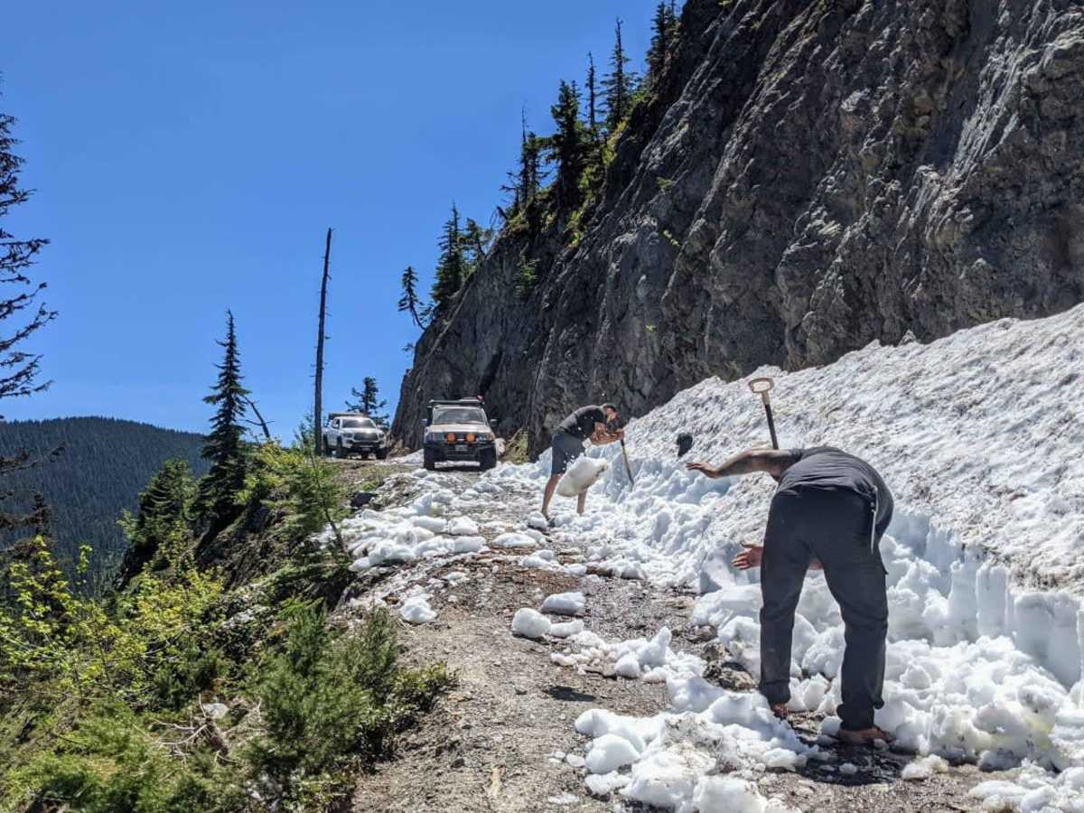 Bennett Pass trail photo