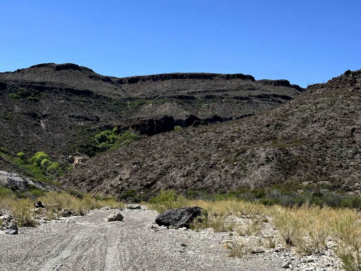 Smith Ranch Road photo 4