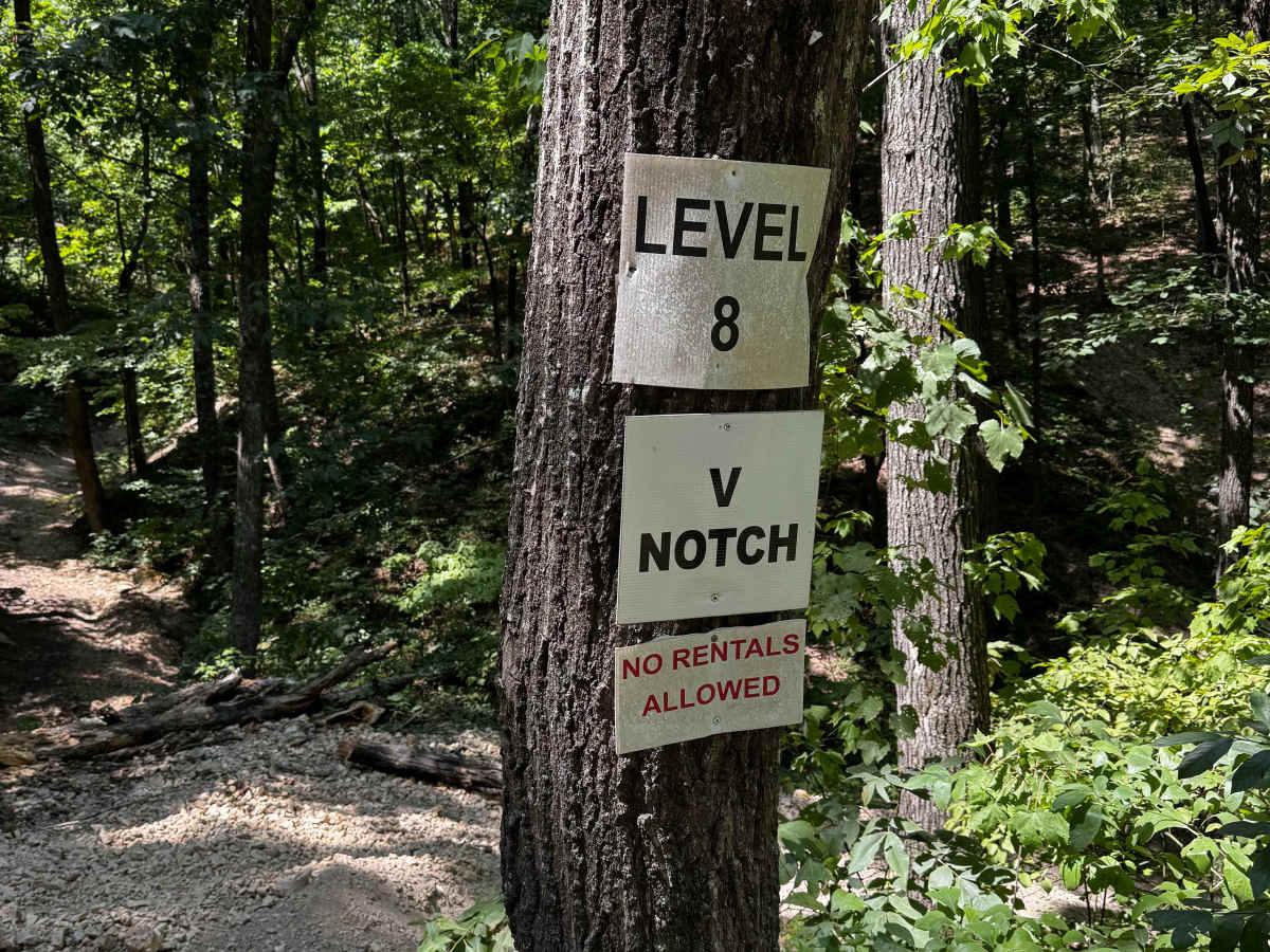 V-Notch trail photo