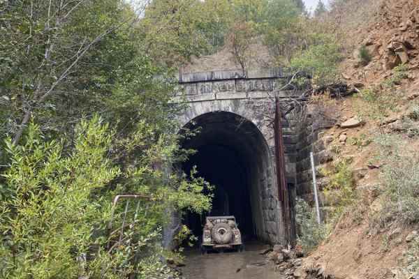Wickes Tunnel: Basin to Corbin
