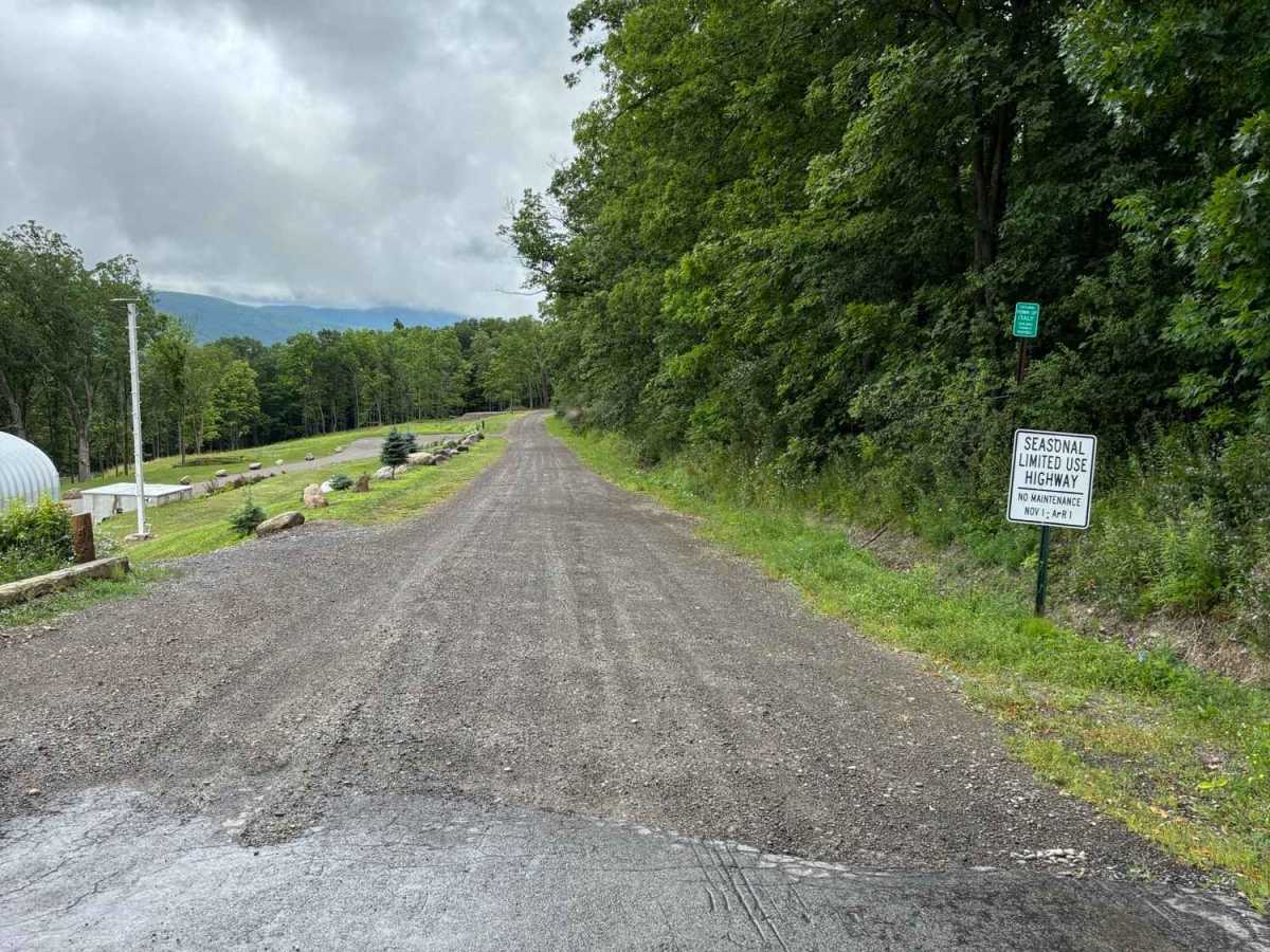 Warren Road trail photo