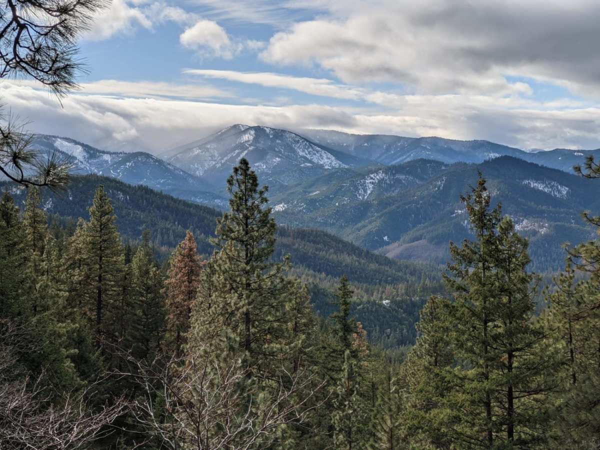 Long Way to Little Applegate River trail photo