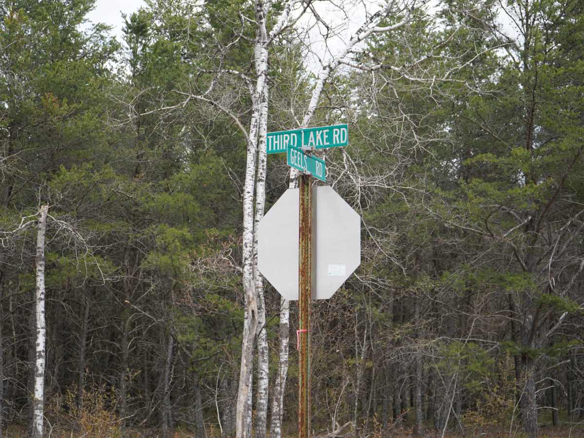 Third Lake Road photo 6