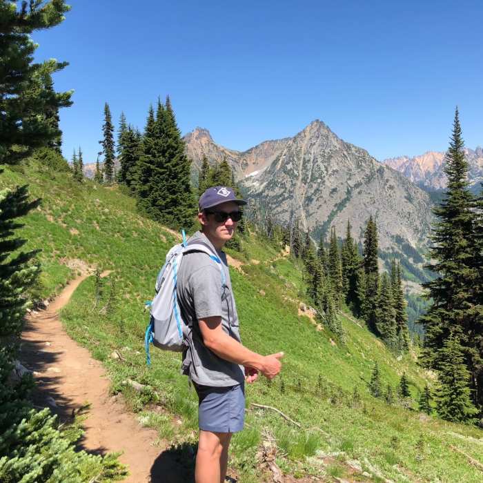 The Ascent to Maple Pass Near Maple Pass Trail #470