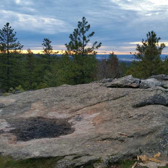 Eagle Peak. Near Eagle Peak Loop