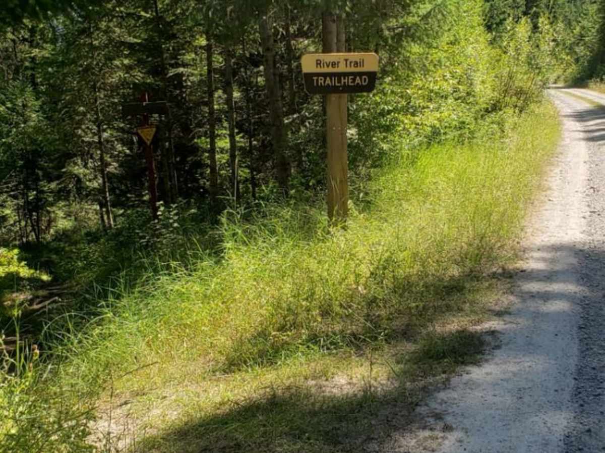 River Trail trail photo