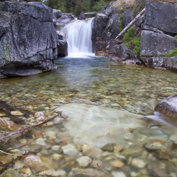 Near Queens River Trailhead to Queens River Falls + Nanny Creek