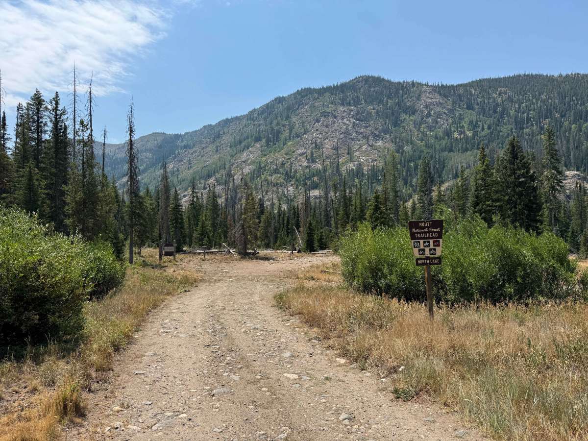 South Elk River Road trail photo
