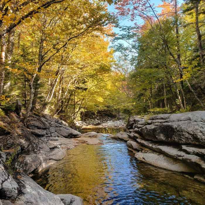 Near Bonds Loop to Thirteen Falls
