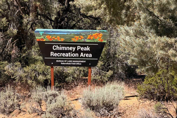 Chimney Basin Road