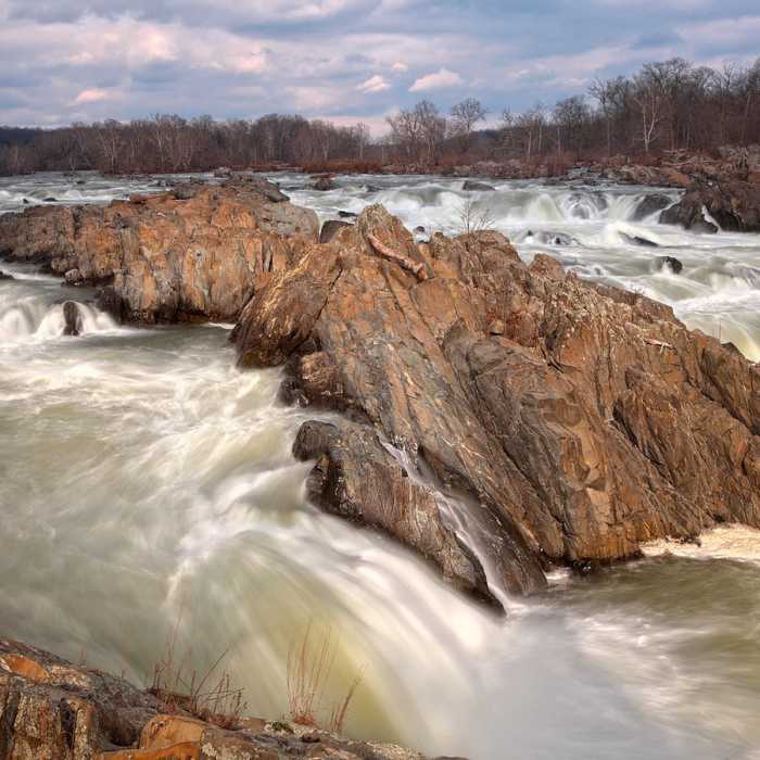 Great Falls is truly a magnificent place to hike or run. Near Riverbend--Great Falls Loop