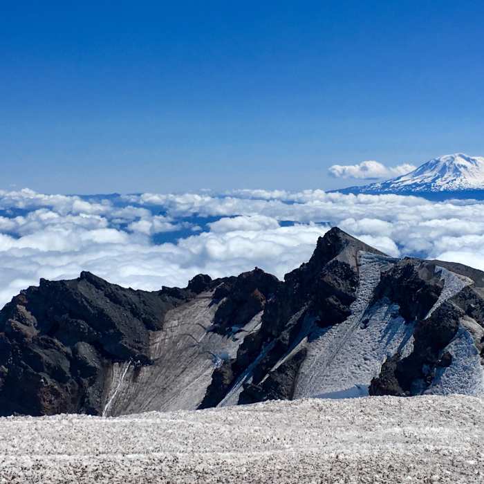 Near Mount St. Helens Summer Climbing Route: Monitor Ridge