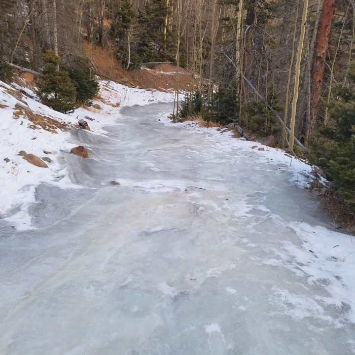 Near South Colony Lake Approach