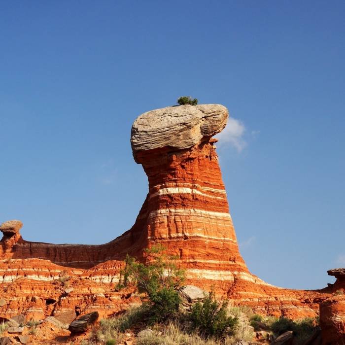 A uniquely colorful rock spire Near Lighthouse - GSL - PDR Loop