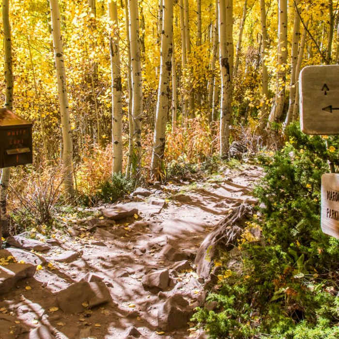 Near Crater Lake + Maroon Lake Hike via the Maroon-Snowmass Trail
